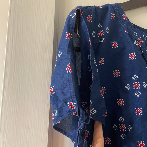 Talbots Shirt Women's Blue Red Med Short Sleeve Cold Shoulder Floral Lightweight - Picture 3 of 6